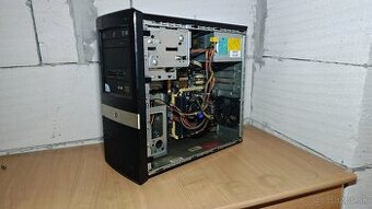 Domáci / kancelársky pc