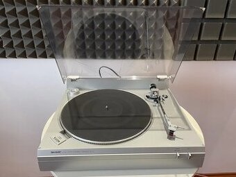 Gramofón Sharp RP-31 Direct Drive