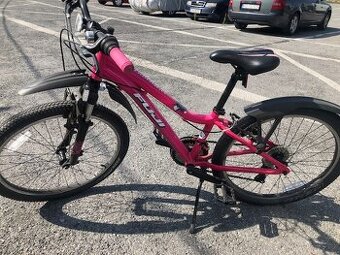 Predám krásny dievčenský bicykel