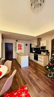 1,5 izbový byt blízko Aupark 6m Balkón.