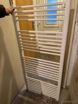 Radiátor rebrinový