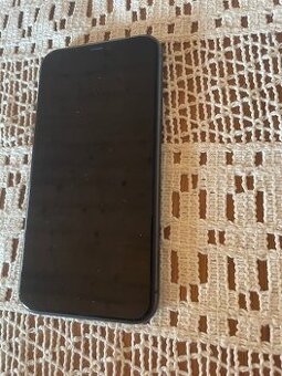 Krásny Iphone 11 64GB batéria 99 percent