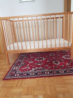 Detska drevena postielka