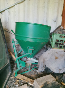 Rozmetadlo umelého hnojiva 250kg