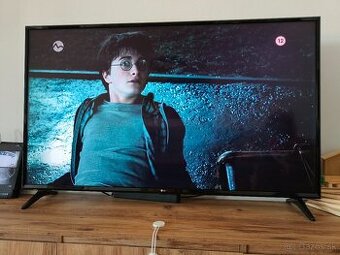 LG 55" 4K TV 55UM7050PLC