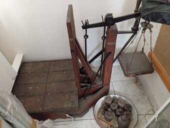 Predám starožitnú váhu