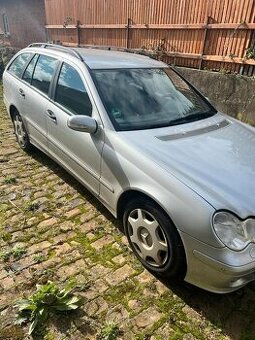 Rozpredám Mercedes c w203