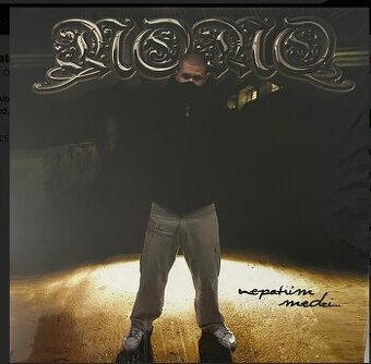 Momo Nepatrím Medzi vinyl limit 100 ks