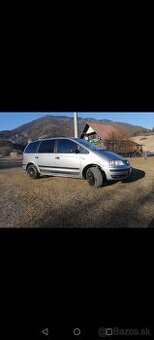 Volkswagen Sharan - 1
