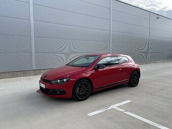 Volkswagen Scirocco 2.0 TSI DSG 147kW - po servise, nová STK