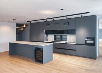 PENTHOUSE, 264 m2, absolútne centrum Žiliny,  264m2, NOVOS