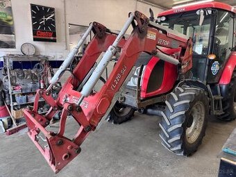 Čelní nakladač trac-lift 220 sli