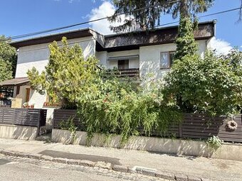 Veľkometrážny 5izbový byt v Starom Meste s garážou,…