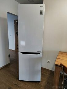 Kombinovaná chladnička LG