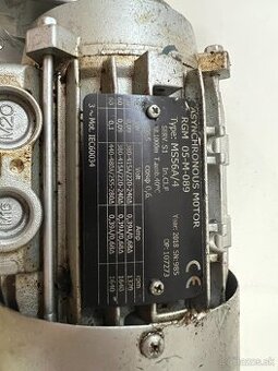 Predám Asynchronny motor a SEW EURO-DRIVE WF30