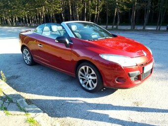 Predám renault megane cabrio.