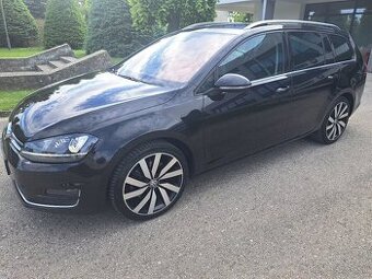 Volkswagen Golf 7 combi 2.0 TDI DSG 110kw 150k , 184.000 km