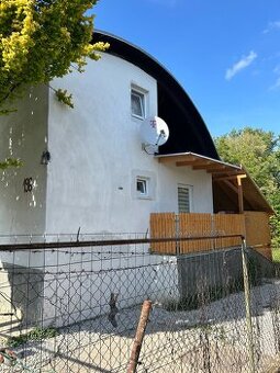 Rekreačná chata Hamuliakovo v peknom prostredí