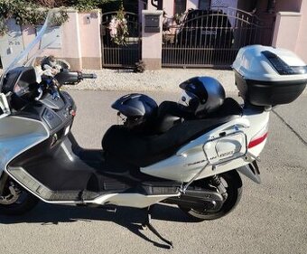 Suzuki Burgman 650 EXECUTIVE