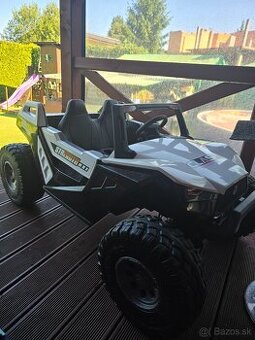 Elektricke auto jeep