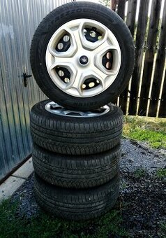 235/55R17