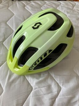 cyklistická prilba Scott Supra