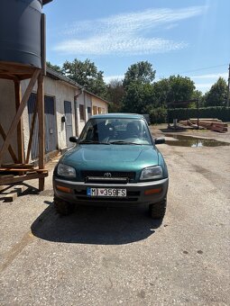 Toyota RAV 4 2.0i - vadné rameno predného kolesa