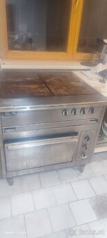 Predám elektrický sporák