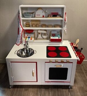 Detská kuchynka s doplnkami