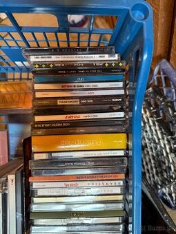 predam zbierku cds