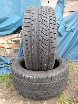 Ponúkam 2 zimné pneumatiky Austone Skadi 235/45 R18
