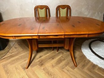 Predám rozkladací jedálenský stôl