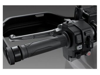 Honda X-ADV 750 - Vyhrievané rukoväte