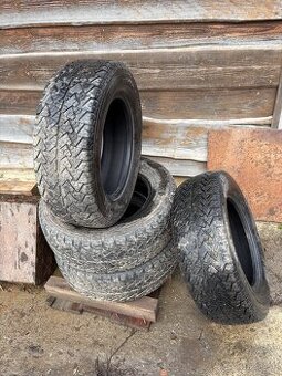 Predám pneu AUSTONE  SP302 245/65 R17