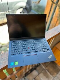 Predám notebook Lenovo ThinkPad E14 gen 2 na náhr. diely