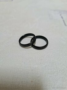 Cierny prsten