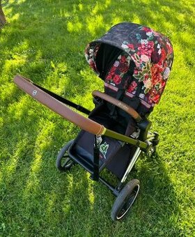 Cybex Priam4 Spring Blossom
