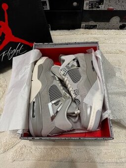 Air Jordan 4 Retro - Frozen Moments