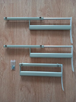 Komplement od ikea - 3ks výsuvné vešiaky pre skrine 35 cm
