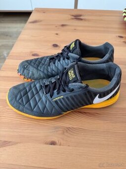 Nike LUNAR GATO hyperfuse, veľ UK 10, EU45.