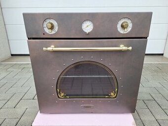 Zanussi-vstavaná elektrická rúra