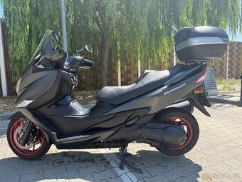 Suzuki Burgman 400