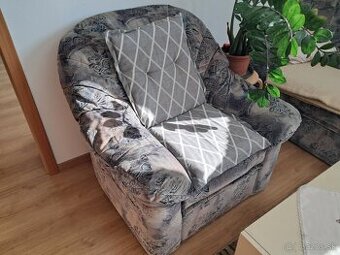 Dve kreslá za odvoz