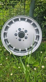 Gullideckel 15"