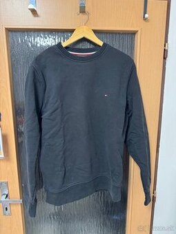 Tommy Hilfiger čierna mikina