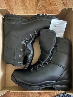 kanady Goretex /42/