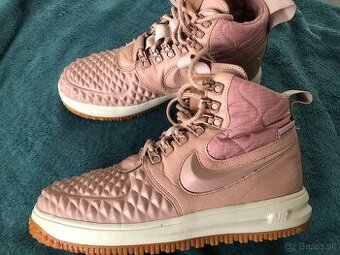 Nike AIR 40,5/30e.
