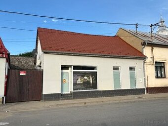 budova (obchodný priestor + bytová jednotka) - 1