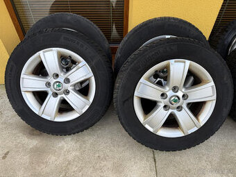Predam sadu originalnych 15" kolies Skoda Octavia 2 Facelif