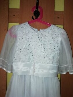 Šaty pre družičku alebo na 1.sv. prijímanie